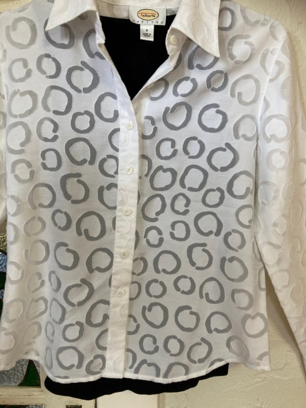 Talbots Women's White Mesh Cutout Pattern Shirt Size 8 Petites Button Up, - Picture 4 of 10